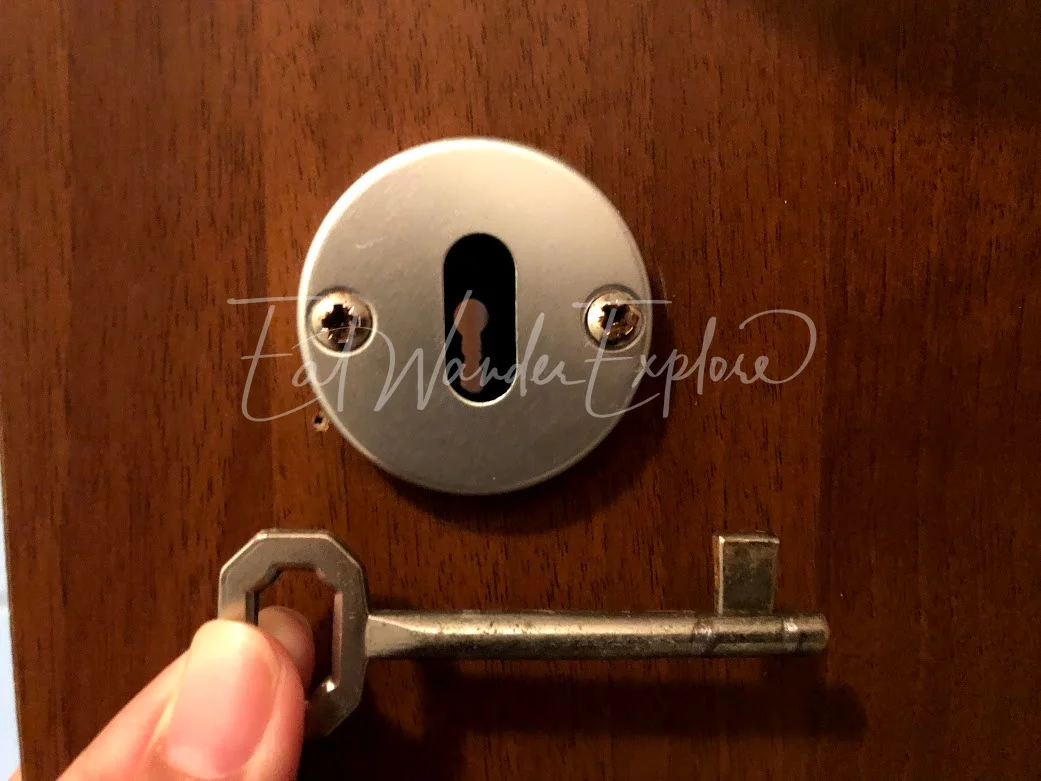 keyhole.jpg