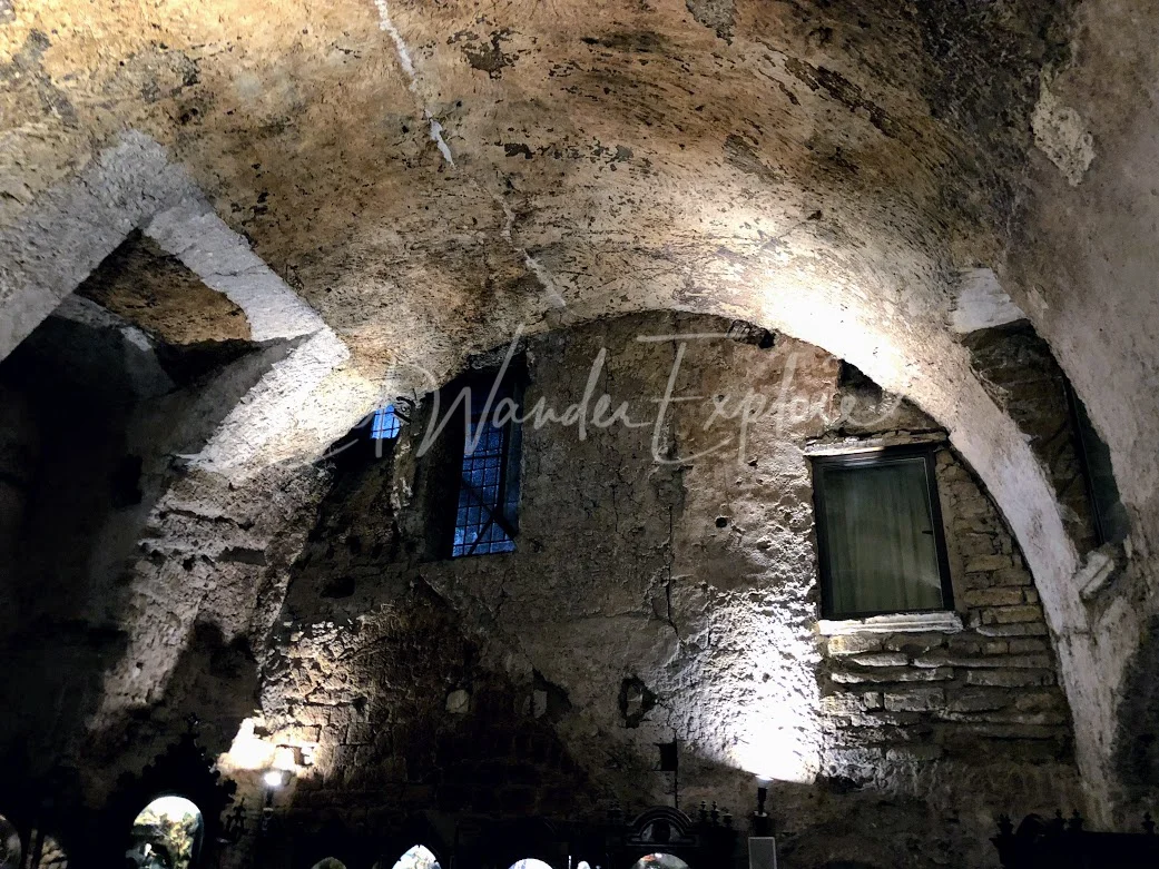 napoli underground roman theatre.jpg