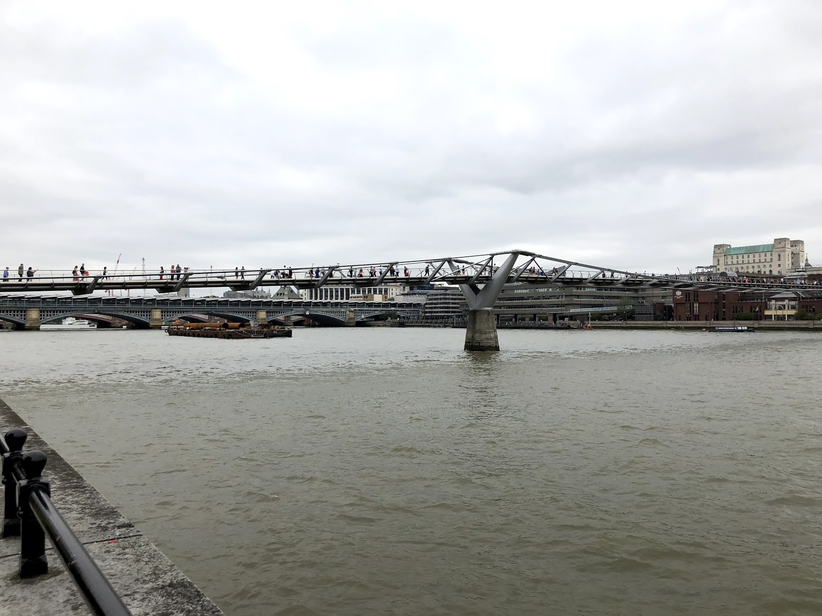 Millennium Bridge Harry Potter Filming Location - Where Death Eaters  Destroy London!