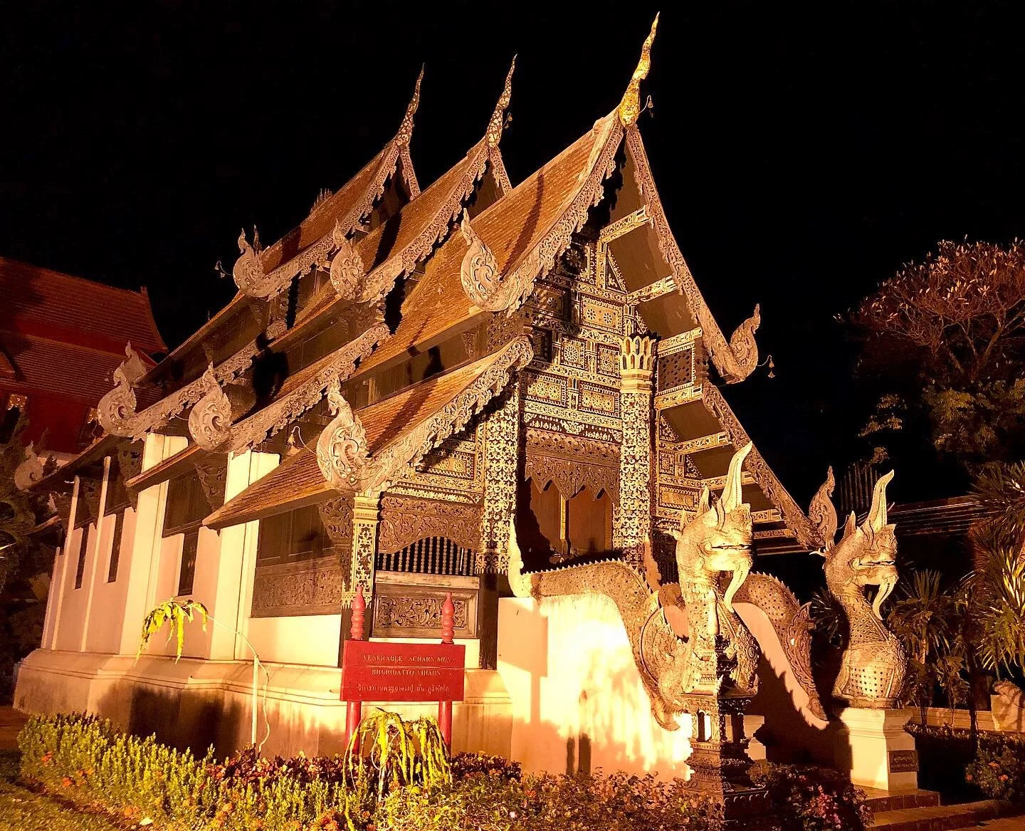 chiang-mai-wat-chedi-luang.jpg