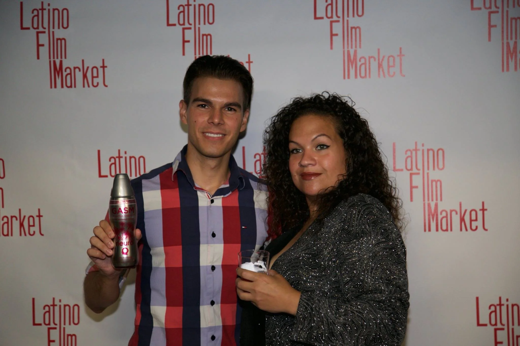 Pamela and Nenad enjoying Nero drinks (sponsor).