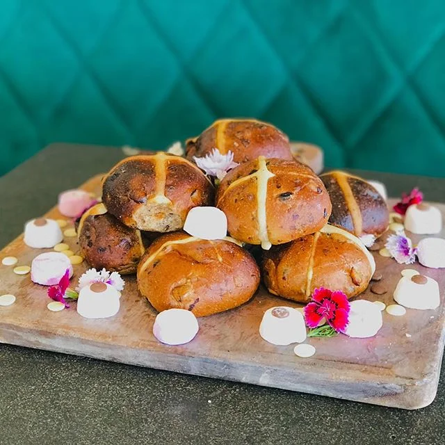 We are open tomorrow for Good Friday from 8:00-3:00
⠀⠀⠀⠀⠀⠀⠀⠀⠀
Don&rsquo;t miss out on your daily coffee, and grab one of our hot cross buns to go
⠀⠀⠀⠀⠀⠀⠀⠀⠀
🐰🍫 ⠀⠀⠀⠀⠀⠀⠀⠀⠀
⠀⠀⠀⠀⠀⠀⠀⠀⠀
*public holiday surcharge applies