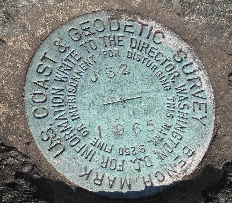 960px-DarienCTUSCoastAndGeodeticSurvey1965Marker11042007.jpg
