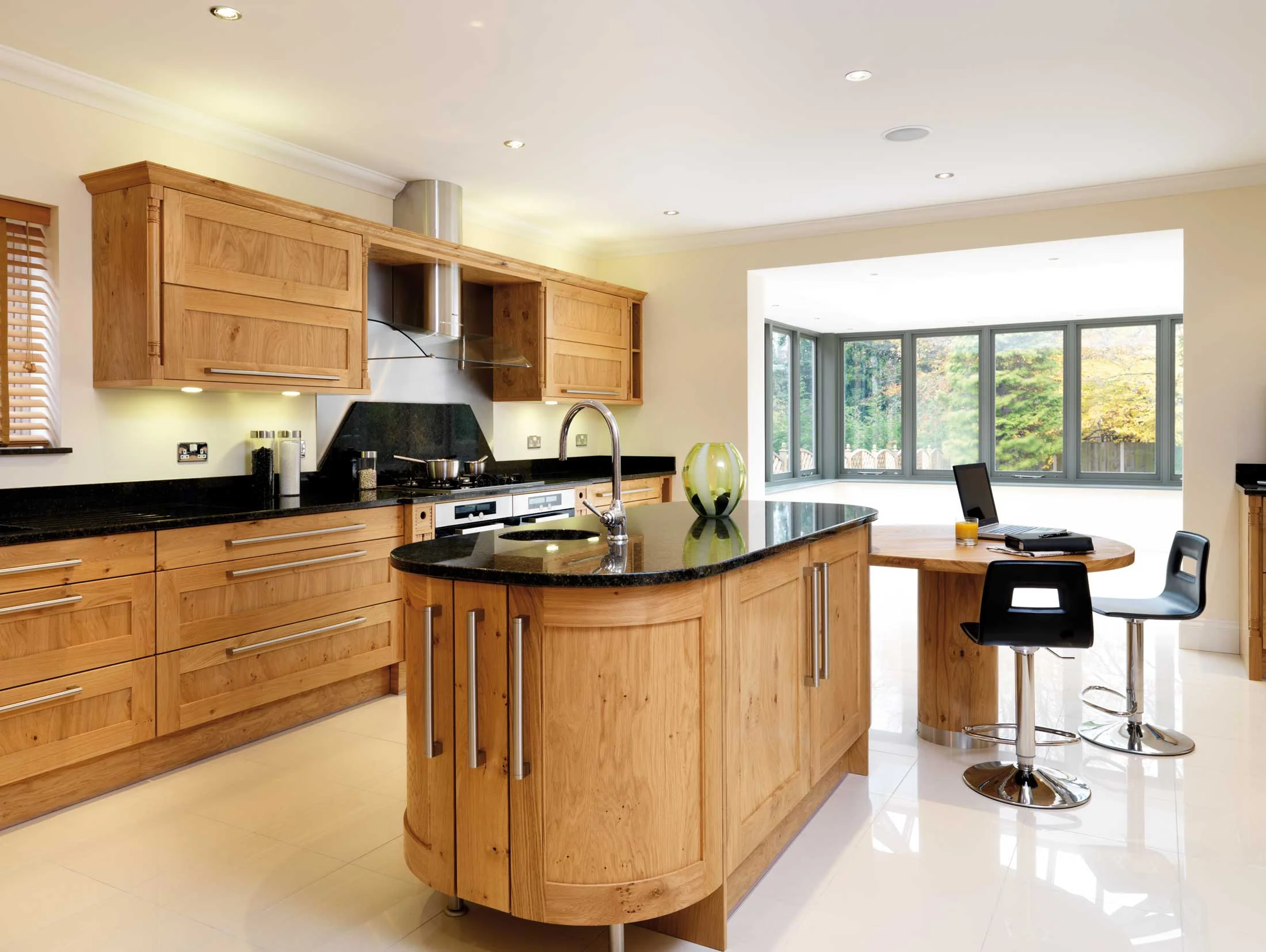 Kitchens-Traditional-Lullingstone-wood-2-2.jpg