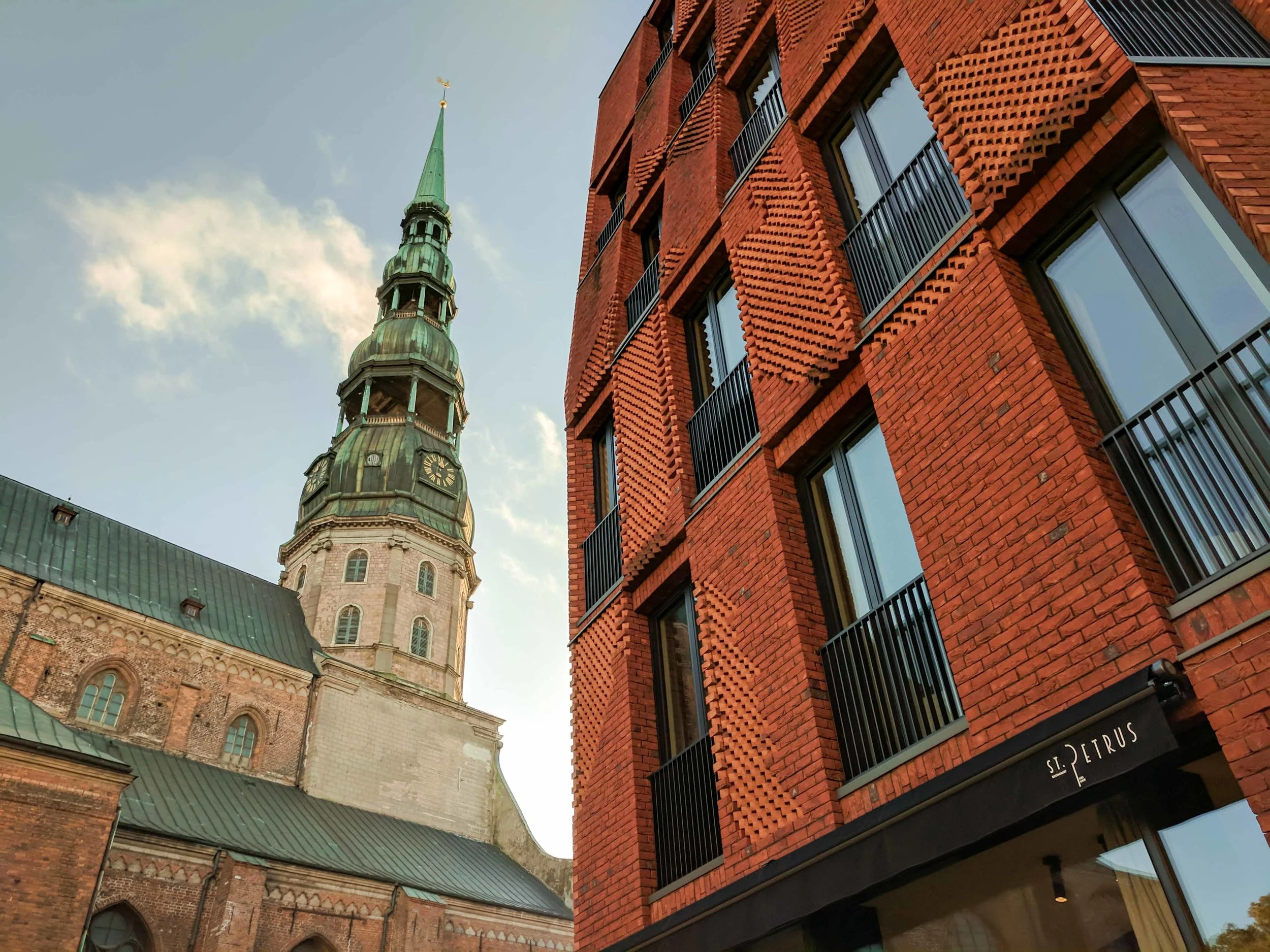 Riga-St-Peters-in-Background.jpg