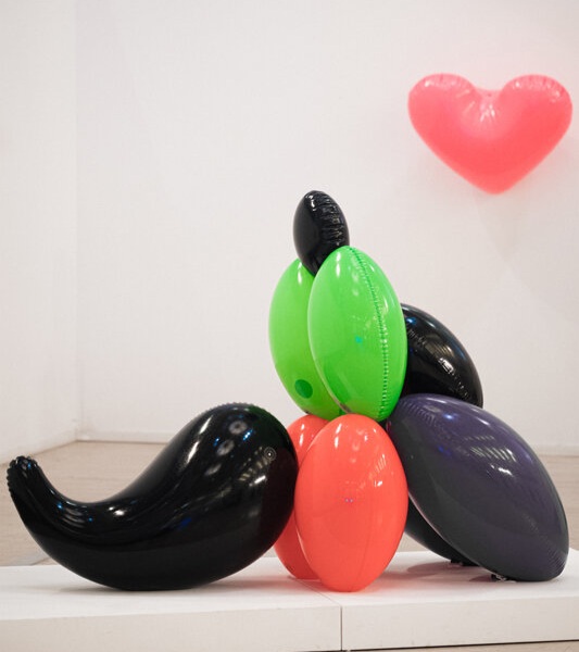 Sasha_Frolova_Latex_Sculpture_heart_altiba9_Photo_Luca_Rossini_006.jpg.jpg