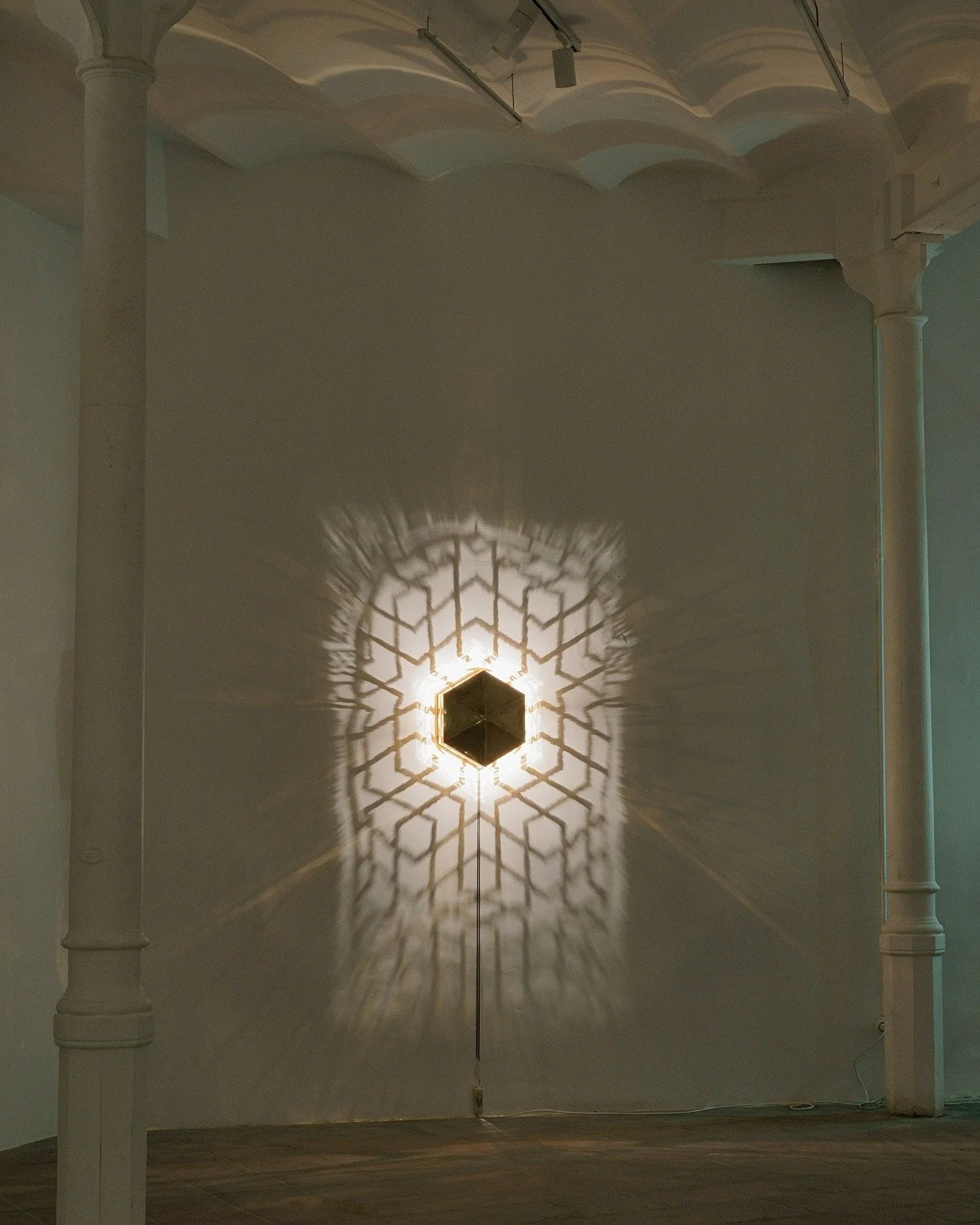 On view at Al-Tiba9 Gallery!
FABRIZIO CORNELI solo exhibition.

Artwork.
Finestra della Moschea di Qey&ccedil;oun. 2005
Brass, halogen lamp, shadows.
Object size 20 x 23 x 20 cm
Image size 240 x 140 cm

📅 Until November 29th, 2025
📍 Al-Tiba9 Galler