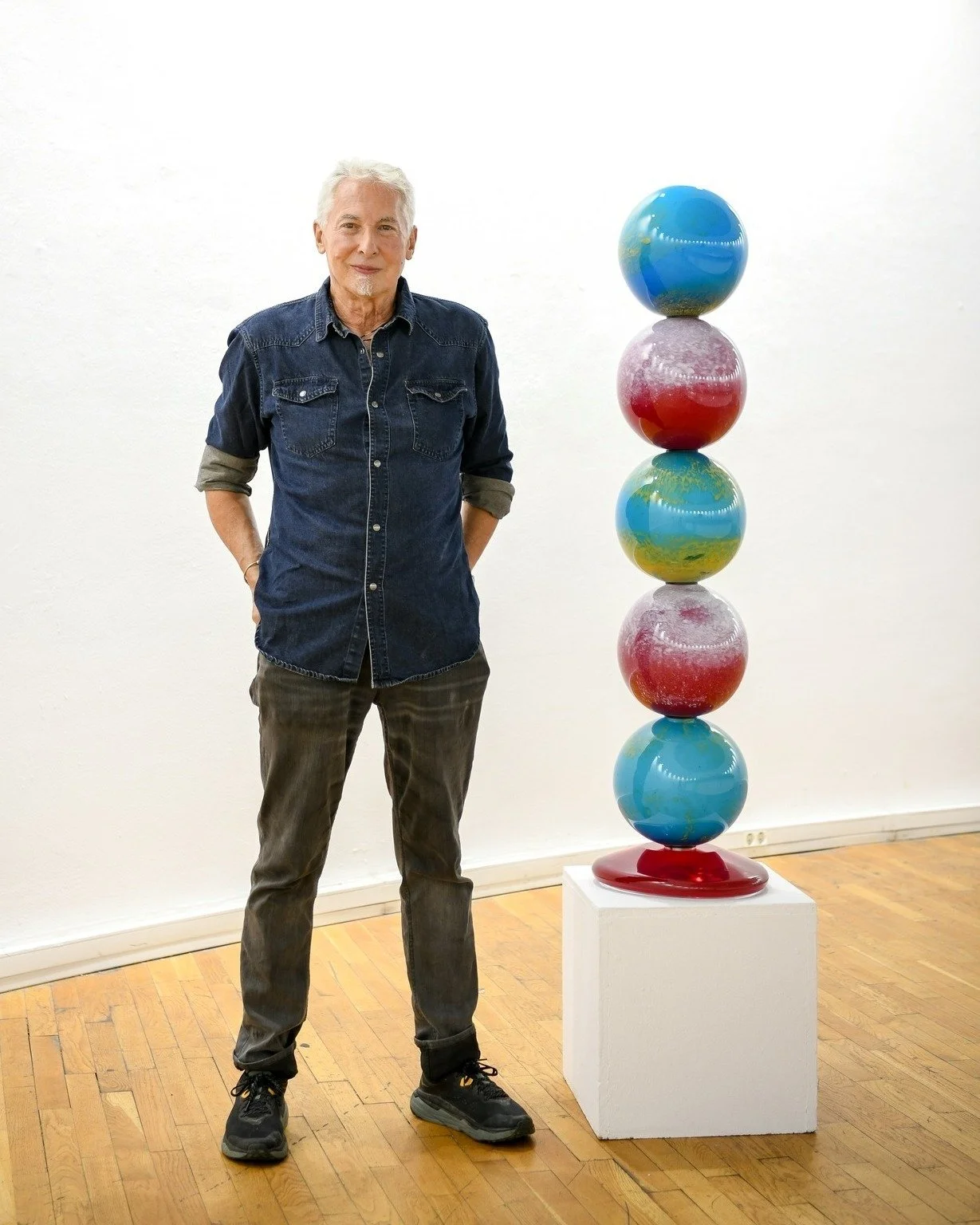 MEET THE ARTIST >>
Al-Tiba9 Gallery, Booth B9 at @ceramic.brussels with BARRY WOLFRYD.
21-25 January, Tour &amp; Taxis, Brussels, Belgium.

While Barry Wolfryd @bwolfryd explores a variety of themes, the foundation of his work lies in the depic