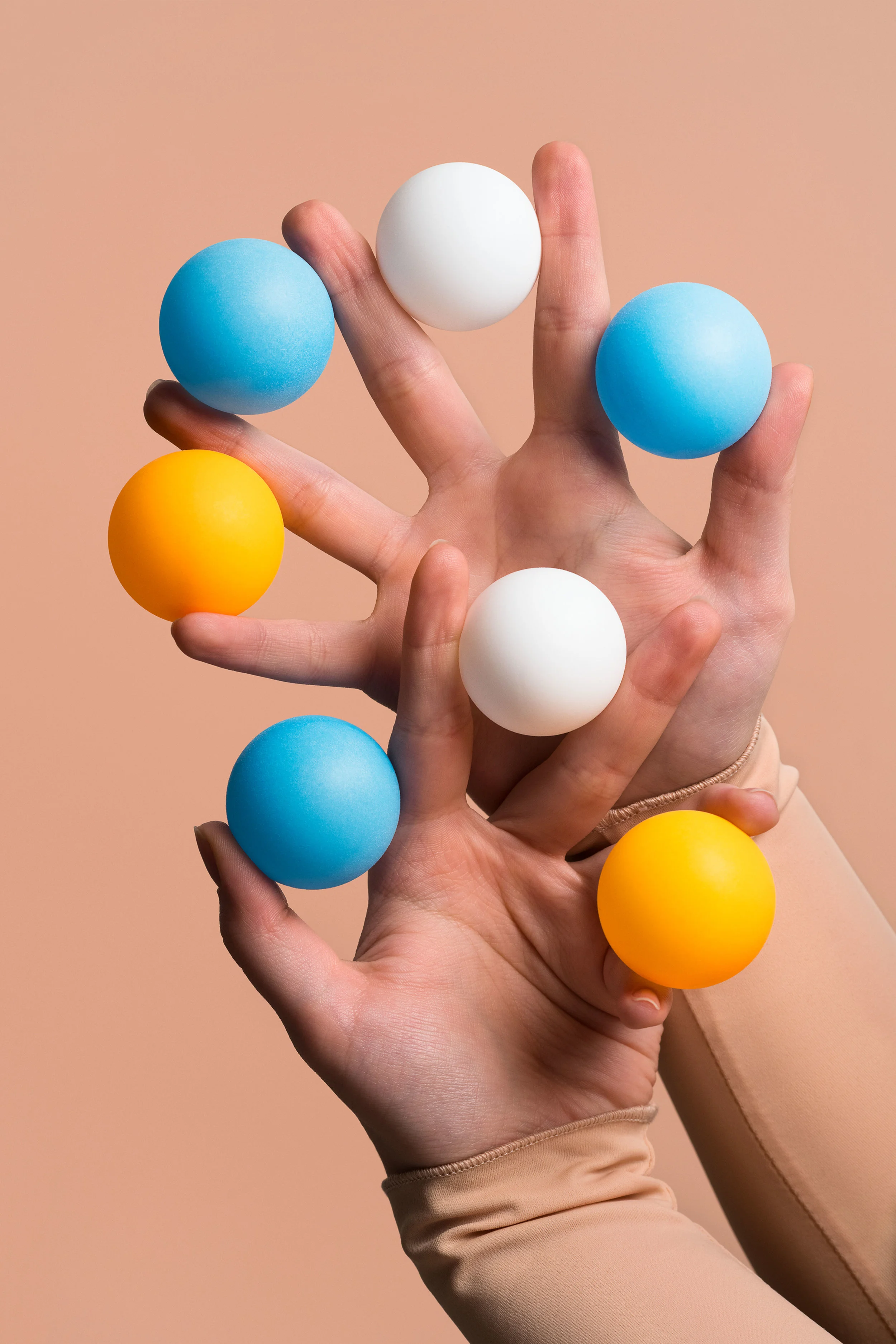 Handheld Case Study (White, Orange, Blue) 4 2018, archival pigment print 61 x 40.5cm / 24 x 16 in). Edition of 2