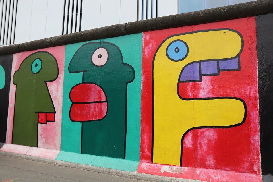 THE RISE AND FALL OF THE BERLIN WALL