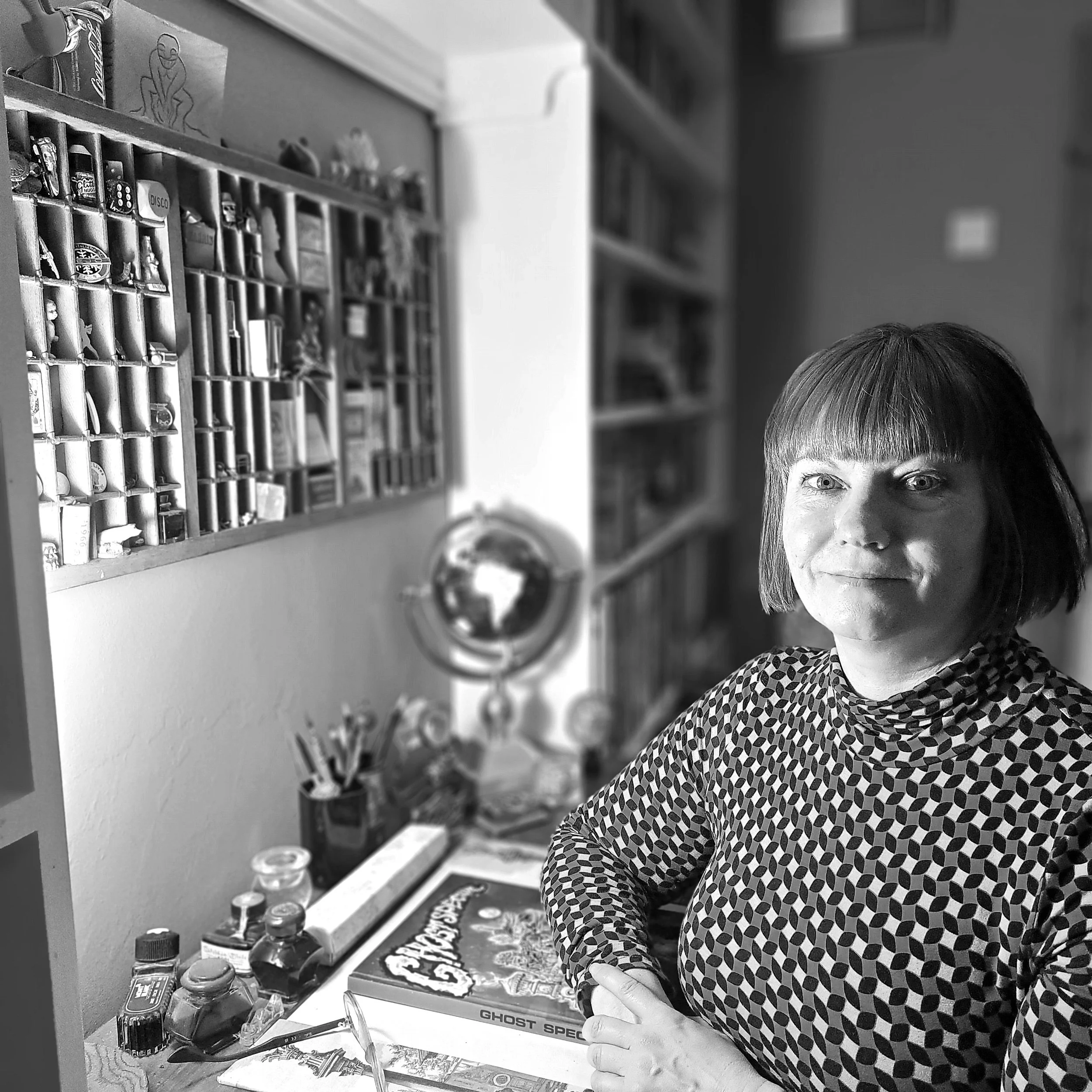 Community Artist Emma Reynard, artist in schools, Derbyshire. Wellbeing, self-esteem, confidence building..