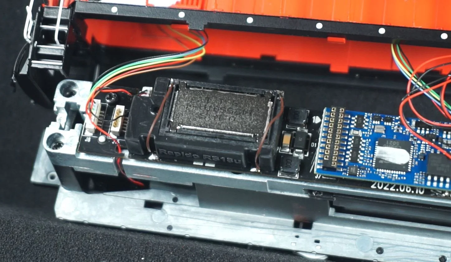 RS18u.JPG