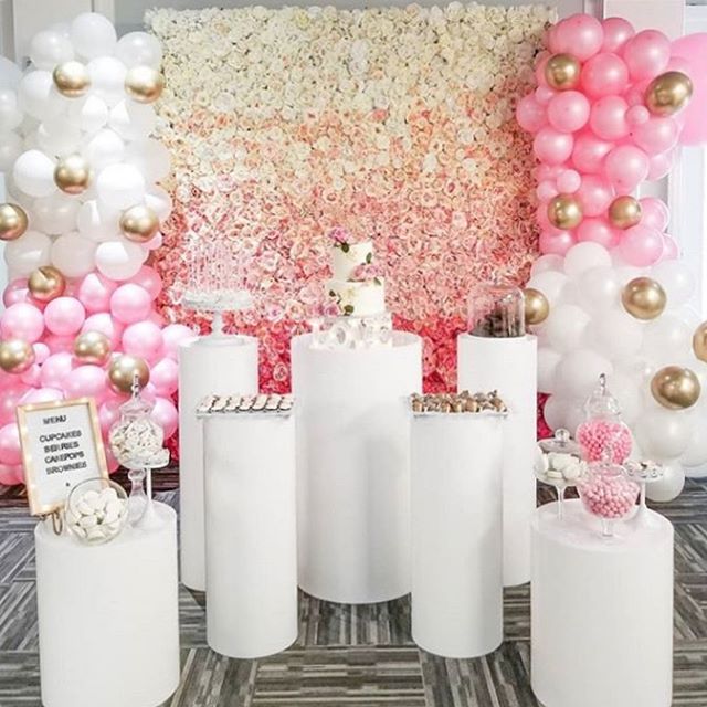 A beautiful set up collaboration to celebrate a very special couple&rsquo;s bridal shower 💗 #flowerwallvancouver #flowerwall #flowerwallbackdrop #ombre #pinkombre #vancouverwedding