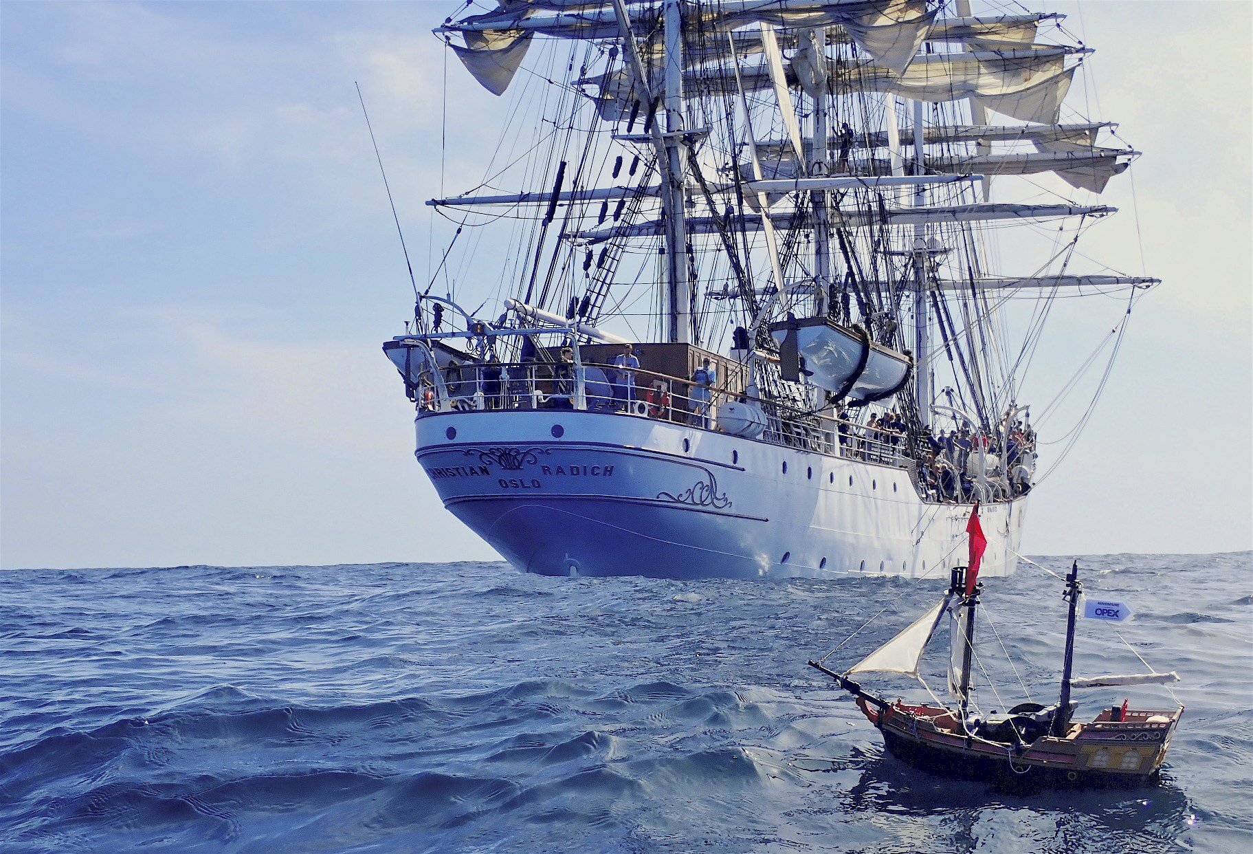 2 Seagulls Playmobil to Port Fishing Trawler Pirate Ship Admiralssegler Island 