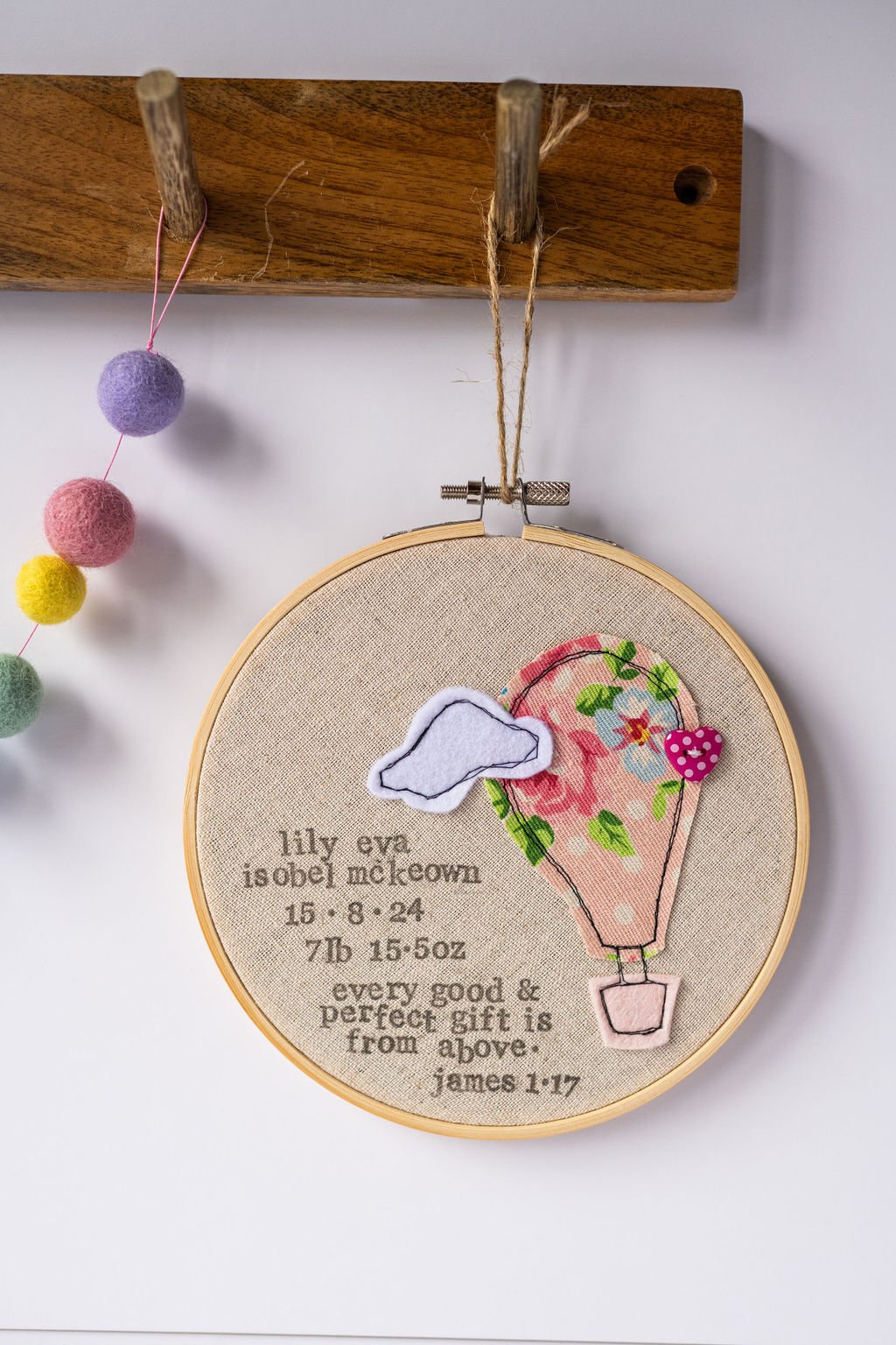 Hot Air Balloon Hoop (Girl)