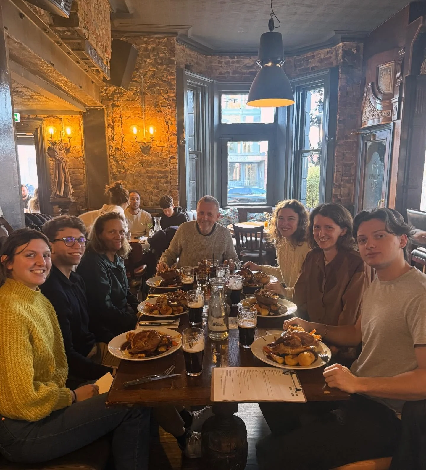 Another beautiful sunday completed ✨ 

from crisp, golden potatoes and delicate seasonal greens to melt-in-the-mouth lamb, and our refined trio of roasts pork, chicken and beef, all finished with our special veal gravy. 

And don&rsquo;t forget beaut