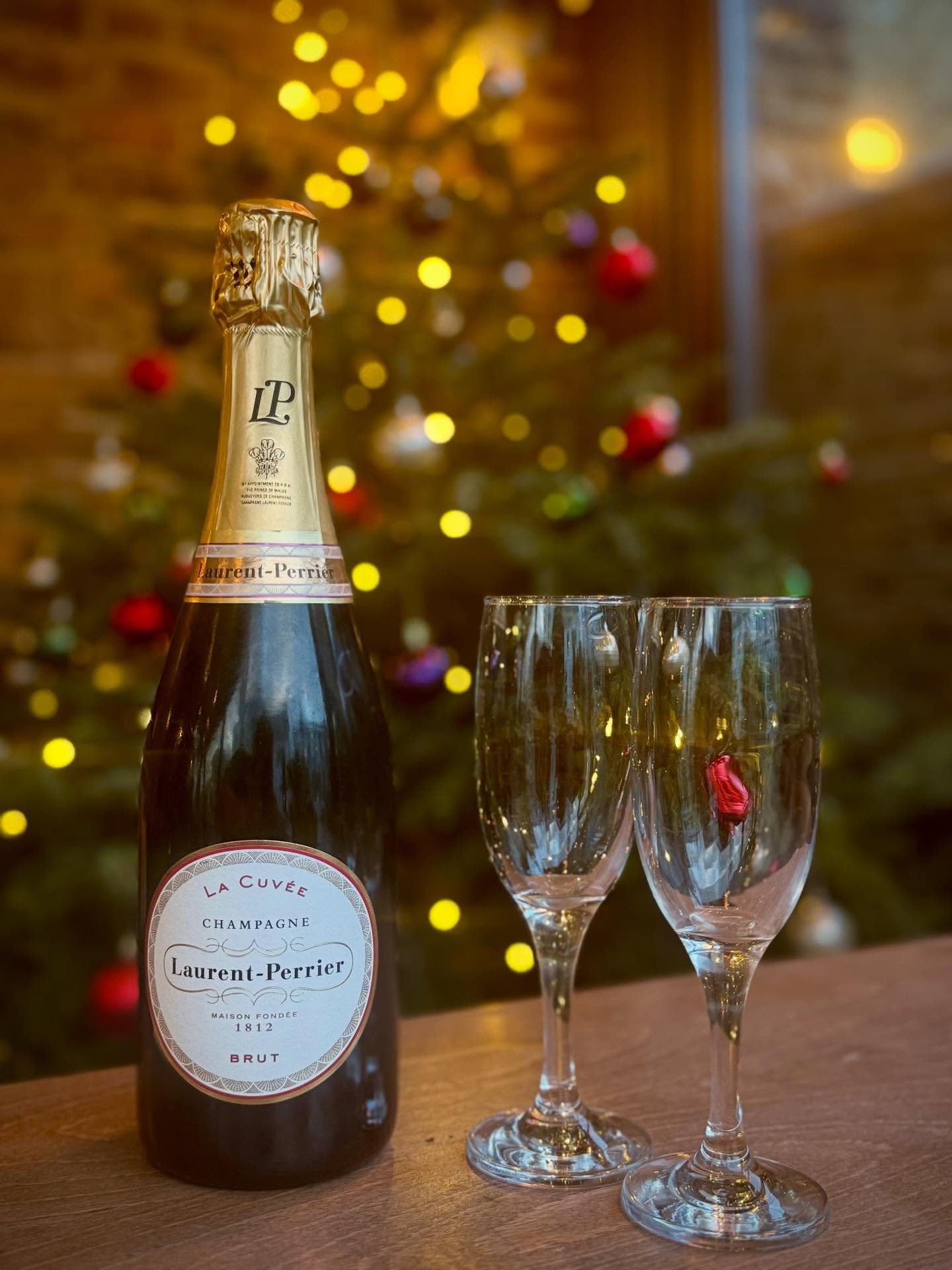 Every Thursday this December we&rsquo;re giving away a free bottle of @champagnelaurentperrier to your table of 10 or more with a food order ❤️🎄 

Book via our website and mention it in your notes or email us and we will do the rest ❤️🫶