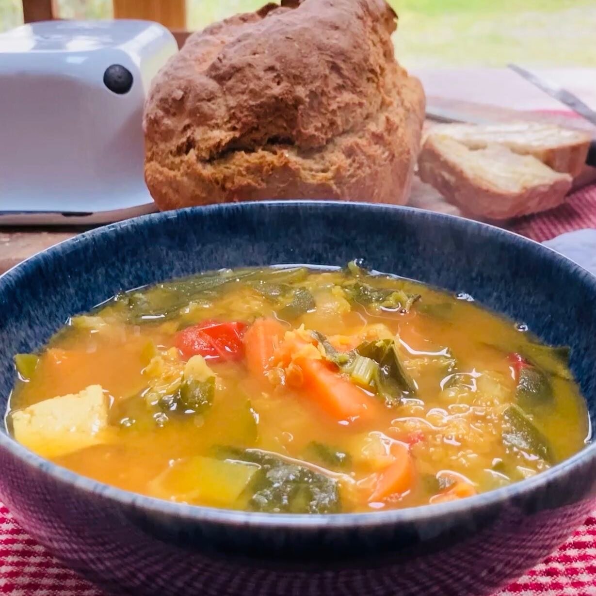 The winter is here &amp; I felt like a spicy Dahl &amp; some fresh bread 😇 I will be making videos of the food I make for people on retreat @thewillowretreat &amp; posting over the next few months along with some useful postures for stretching &amp;