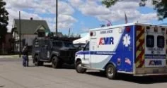 swat and amr.JPG