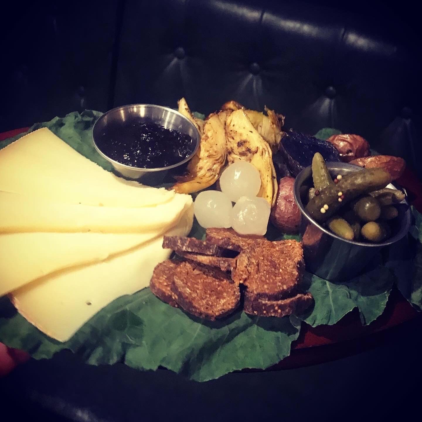 RACLETTE PLATTER.JPG