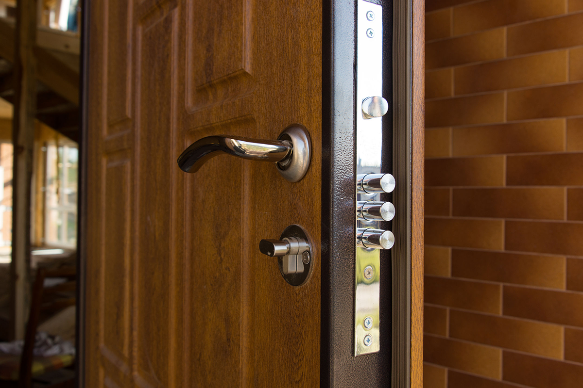 door_3Bolt_1200.png