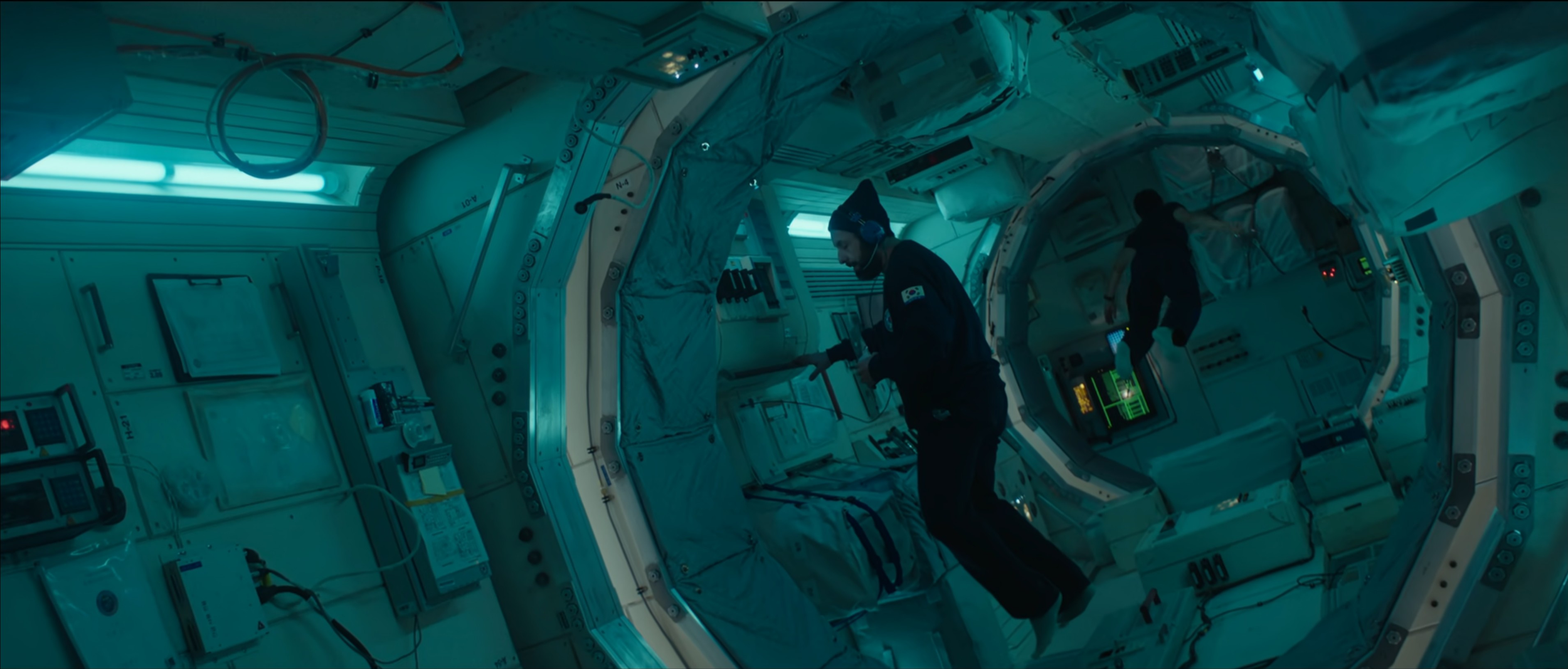 VS--Netflix-Spaceman-98’57”.png