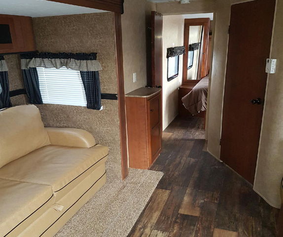 GLOBAL RV- aspen trail_Interior_6.jpg