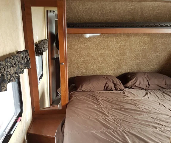 GLOBAL RV- aspen trail_interior_4.jpg