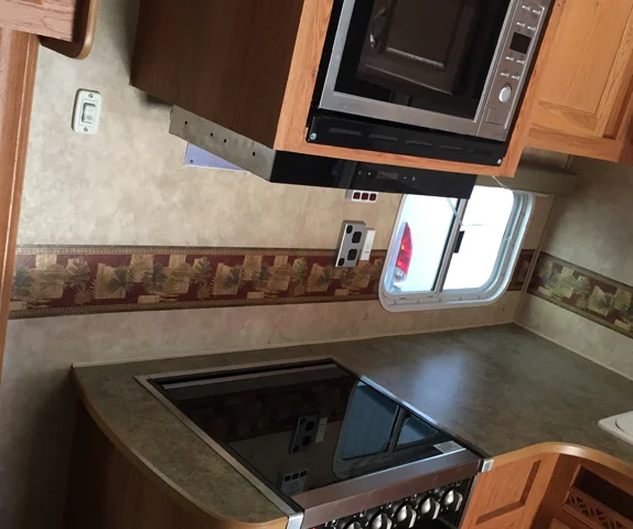 GLOBAL RV- 2006 jayco jayflight 25_interior_1.jpg