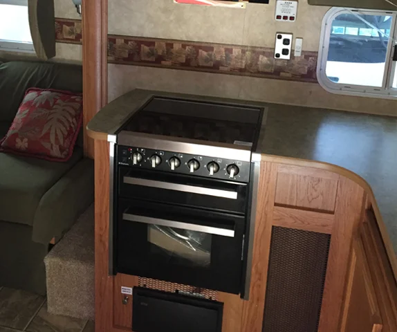 GLOBAL RV- 2006 jayco jayflight 25_interior_3.jpg