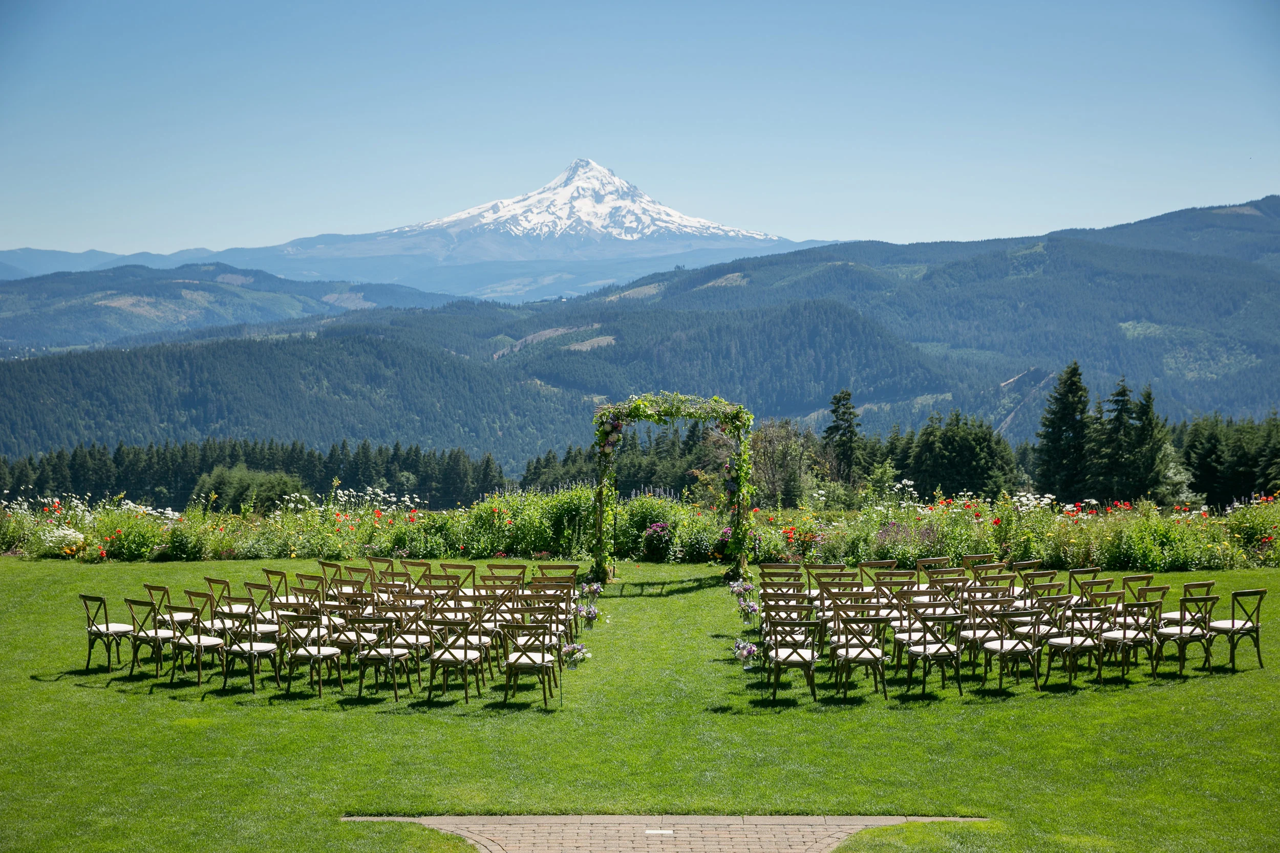Gorge Crest Winery Wedding Venue in Hood River | Columbia Gorge | Amenities Gorge Crest Winery Wedding Venue in Hood River | Columbia Gorge | Amenities