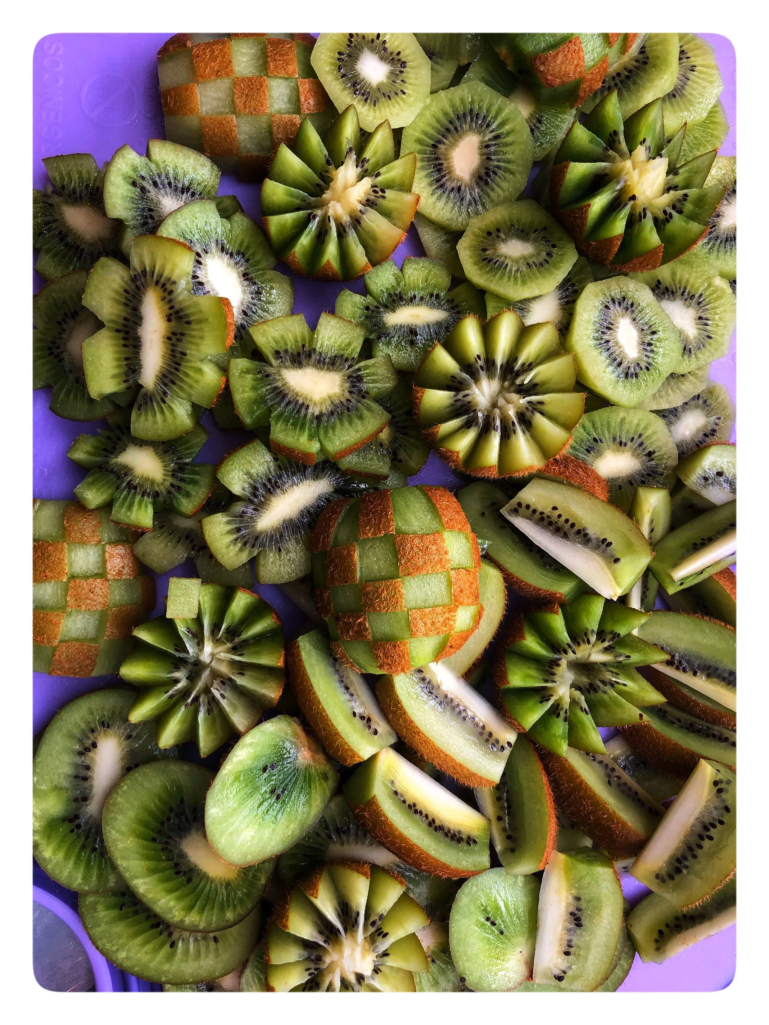 Russo's catering provides custom-made menus for intimate dinners or office parties and everything in between. Take a break and let us cook for you!