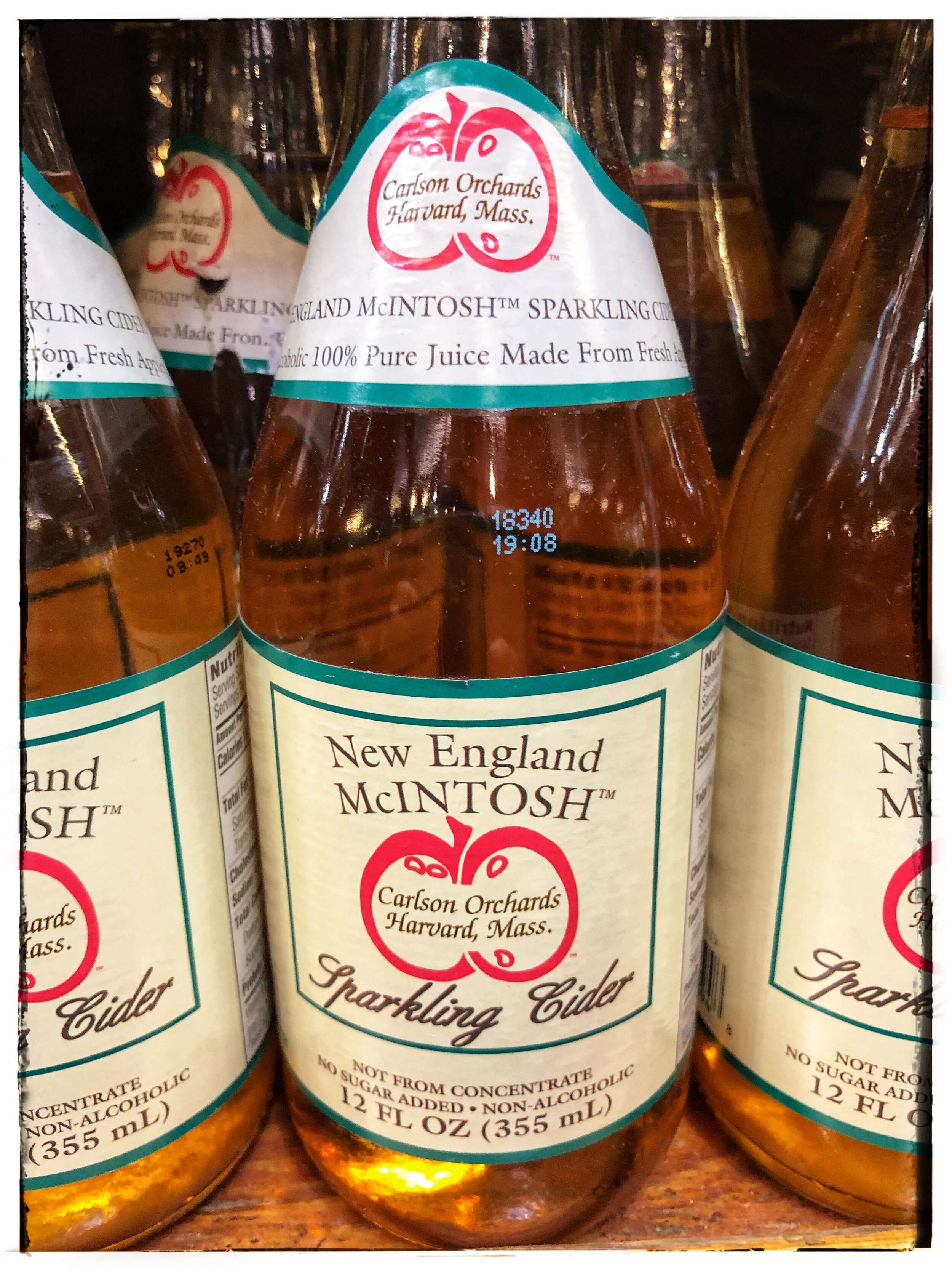 Enjoy some Sparkling Apple Cider for a non-alcoholic adventure on New Year’s Eve! It’s delicious, made from apples and from Carlson Orchards in nearby Harvard, Massachusetts!