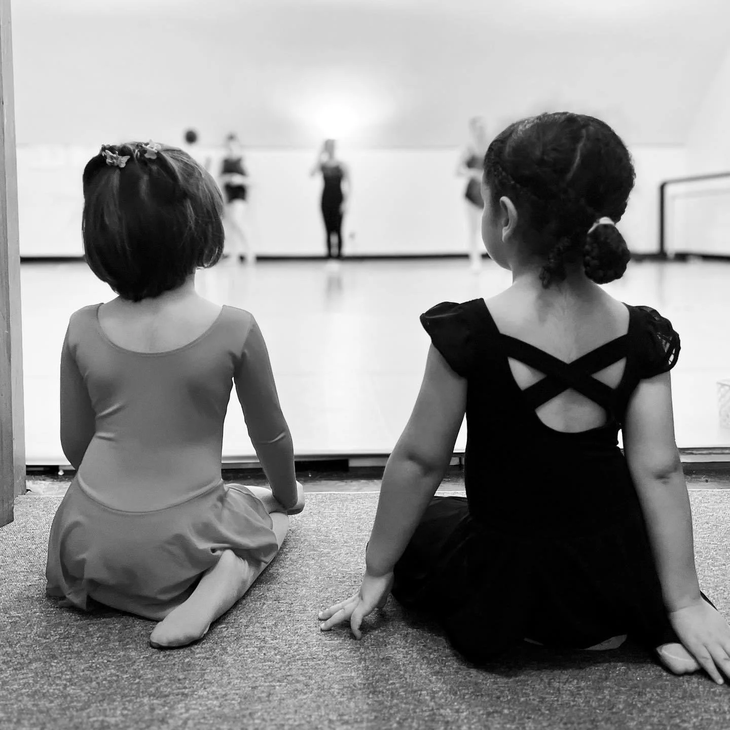 How to Choose a Ballet School: What Parents Should Look For