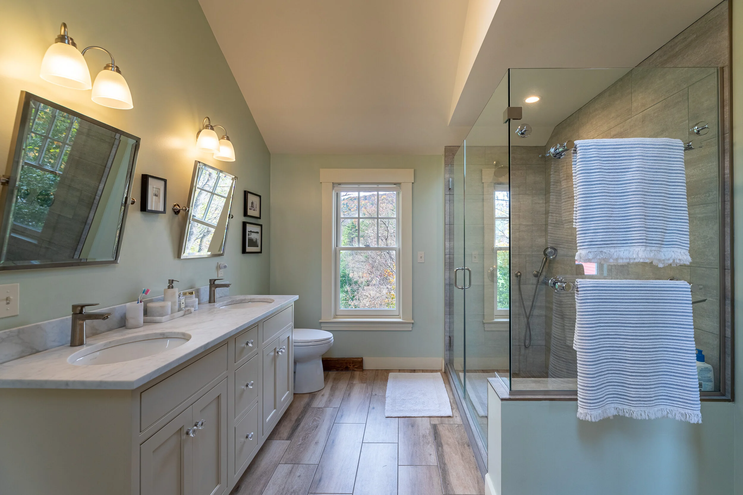 66-Elm-Interiors-MLS-8.jpg