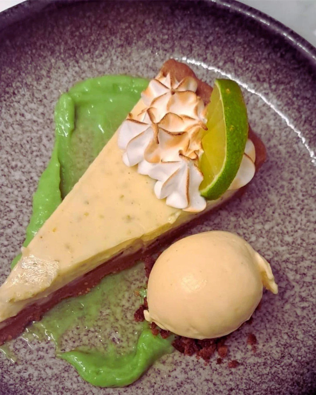 Lime and dine 🍋&zwj;🟩 

Key Lime Meringue Pie with toasted meringue, white chocolate &amp; lime ice cream is one of the desserts on our Saturday Menu!

We&rsquo;re serving from 12 noon to 6pm, with 2 courses for &pound;40 or 3 courses for &pound;45