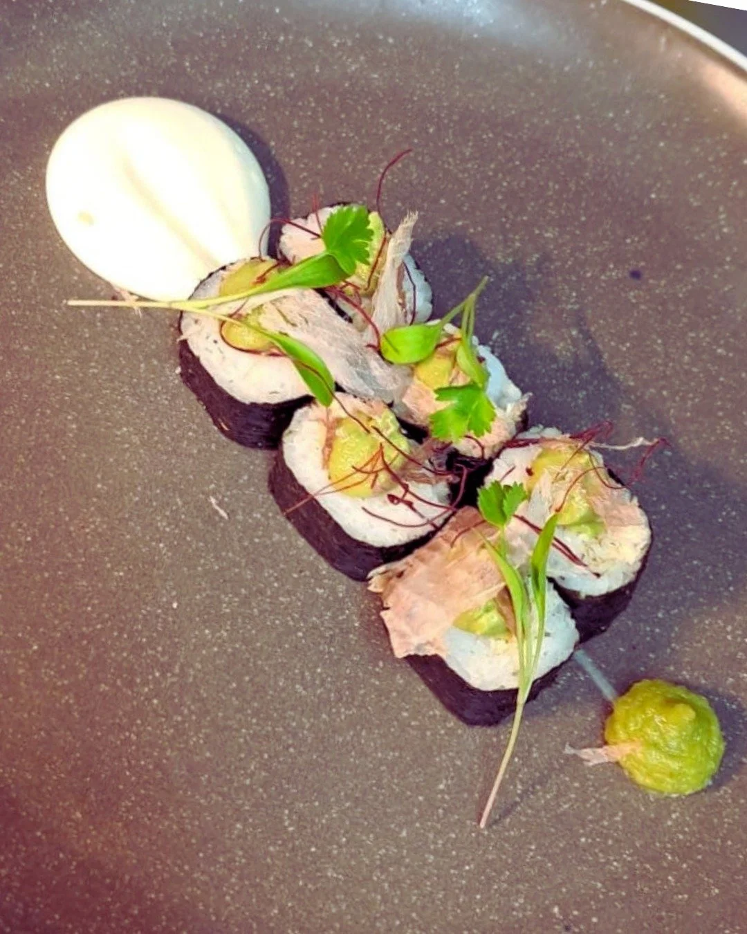 Our crabtastic Saturday Menu is available from 12 noon to 6 pm.

Pictured: Crab &amp; Avocado Maki with Katsuobushi and Whiskey Mayo 🦀 

✨ 2 Courses &pound;40
✨ 3 Courses &pound;45

Including a 125ml glass of C&ocirc;tes de Gascogne Blanc or Caberne