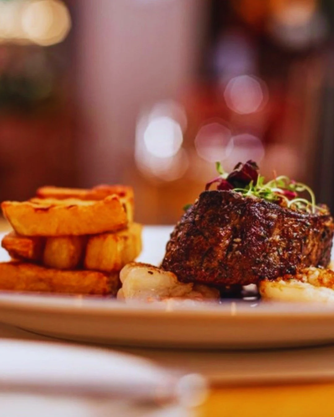🌊 The reel deal! 🌊

Surf and Turf lands this Wednesday as usual. 

Two Scotch fillet steaks teamed up with jumbo king prawns, scallops, garlic butter and gorgeous Gamba chunky chips.

🍷 And you'll enjoy a bottle of Fiano Masseria Bianco, Puglia or