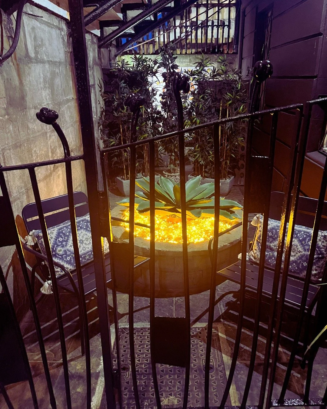 Cool down in our beautiful basement! 🌞 🪭

We're open every Sunday, 12 to 6 pm.

Book your table on our website > link in bio @gambaglasgow

#sundaymenu #gambaglasgow #heatwave #scotland #restaurantstyle #restaurant #restaurantdesign #restaurantl