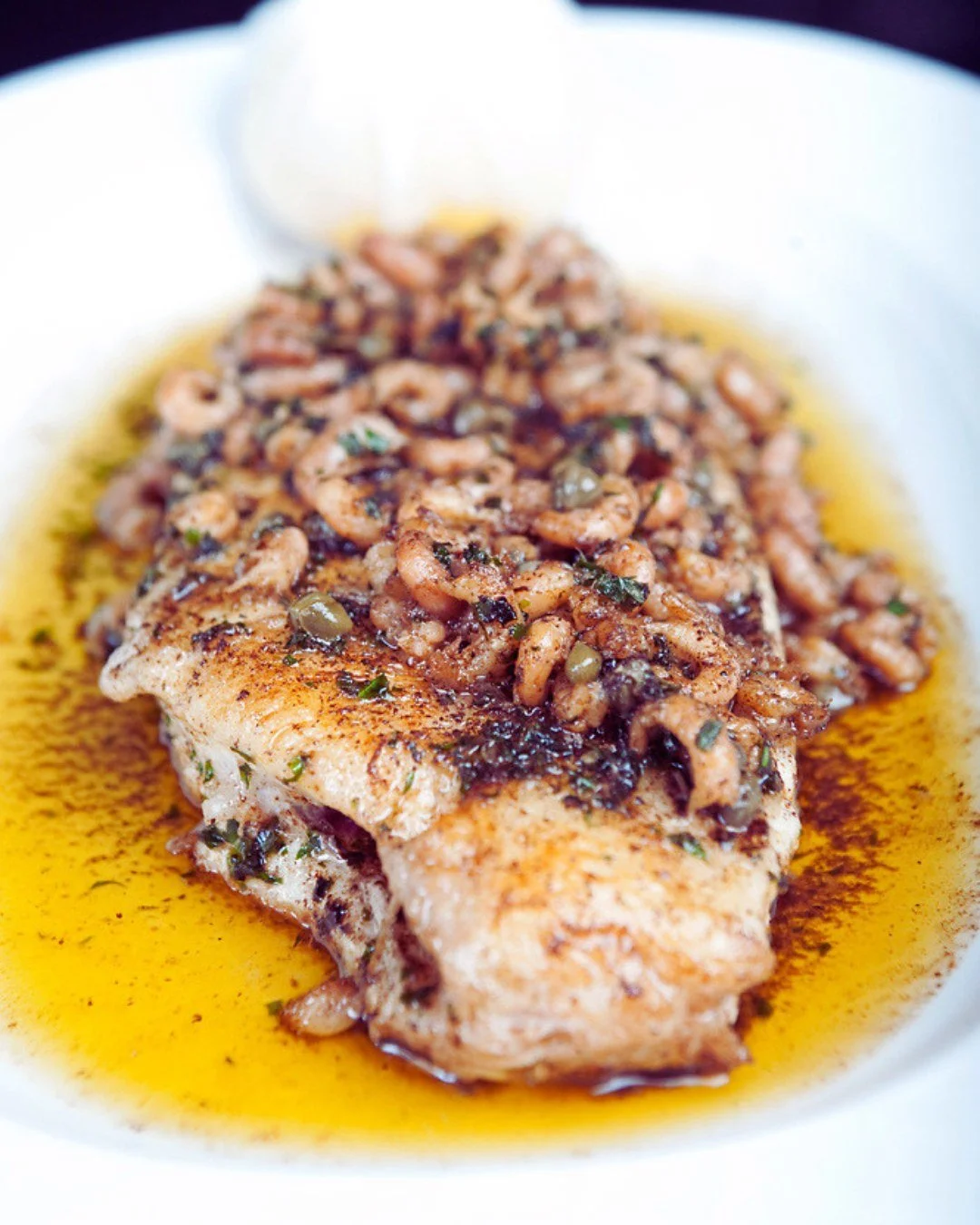 The Sole story 🐟

Our Lemon Sole is served simply grilled or meuni&egrave;re style, finished with prawns, lilliput capers, lemon and parsley for that perfect buttery bite.

Friday, Saturday and Sunday tables filling fast. 

Book on our website. Link