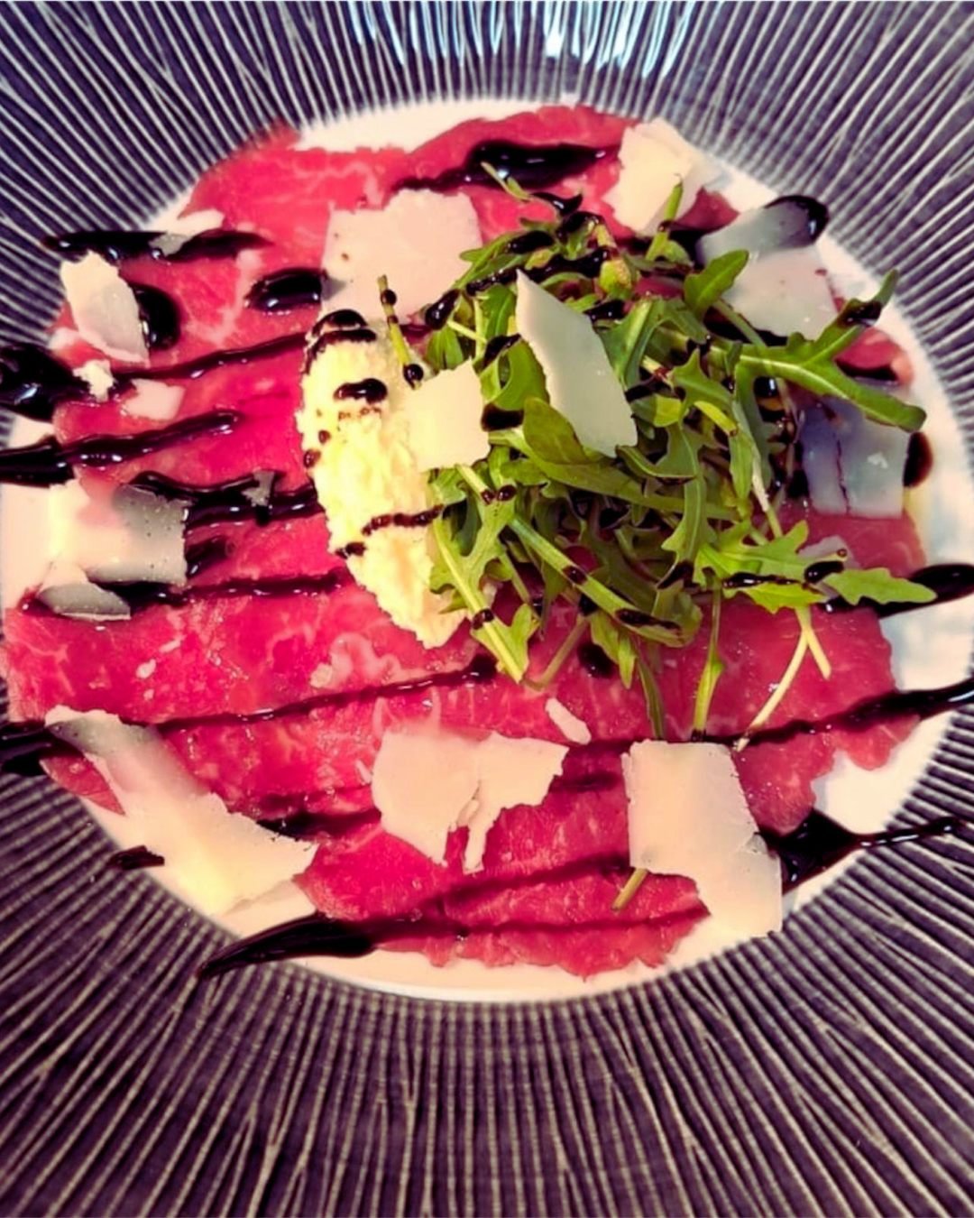 ✨ A fine start 

Our Beef Carpaccio combines delicate fillet steak with whipped Parmesan, peppery rocket, crispy shallots and a rich balsamic reduction for a starter that's beautifully balanced from the very first bite.

🍽️ Reserve your table and se