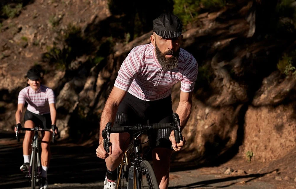 cycling-classic-cap-black-action-ss18-8.jpg