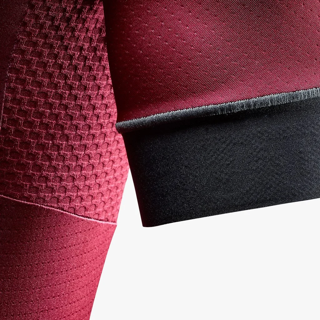SS17_PERF_M_Jersey_SUPERLIGHT_ES_SangreBlack_D_Sleeve_b8ff9b83-498e-4a40-9085-3522024ebcb6_1024x1024.jpg