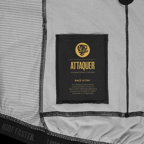 Attaquer_B11_011_465x465_crop_center.jpg