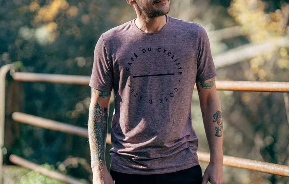 men-cycling-city-classic-teeshirt-red-action2.jpg