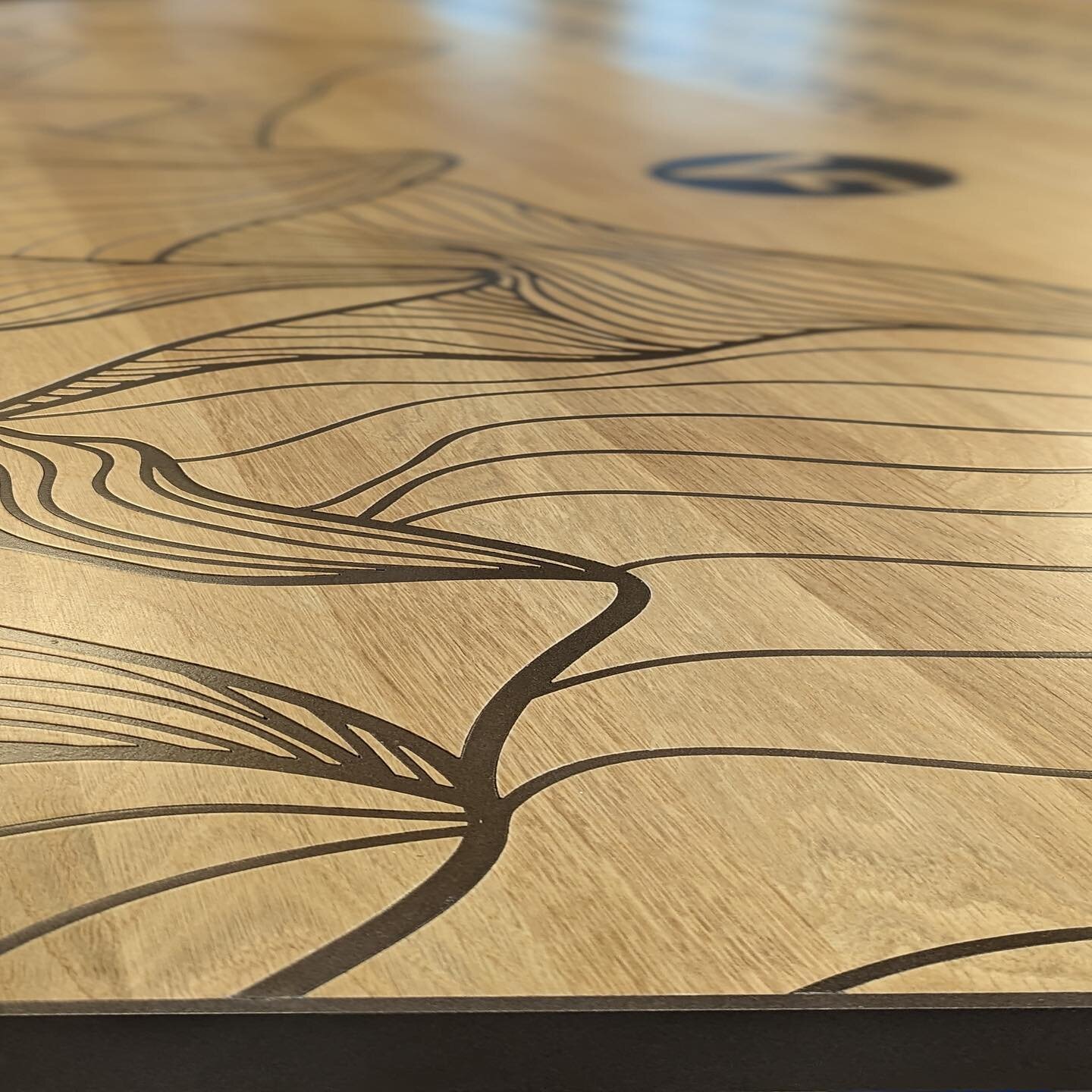 The devil is in the details. ⁠
The Make West shop recently turned out this very clean principle statement feature for VF Corp.'s Ontario, Ca office. The base material is a solid oak glue-up which was then routed and inlaid with a textured, powder-coa