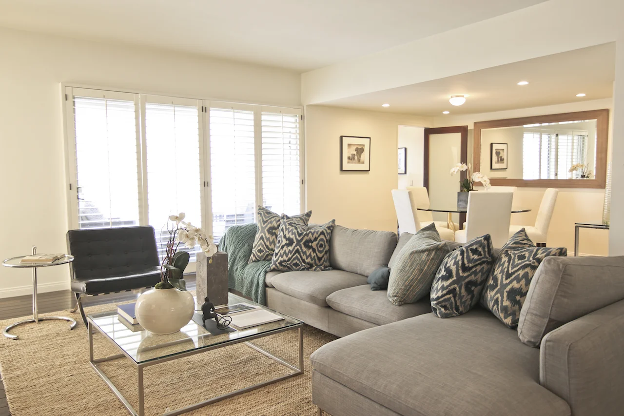 Posh High-Rise View Condo | $1,185,000 