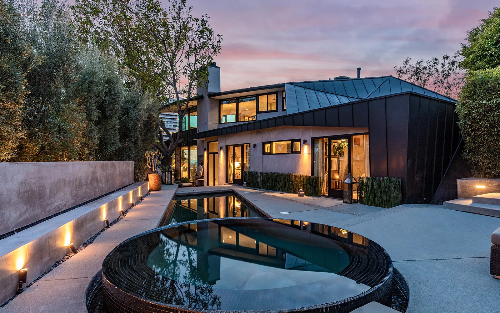 Hagy Belzberg Dramatic Architectural | $4,900,000