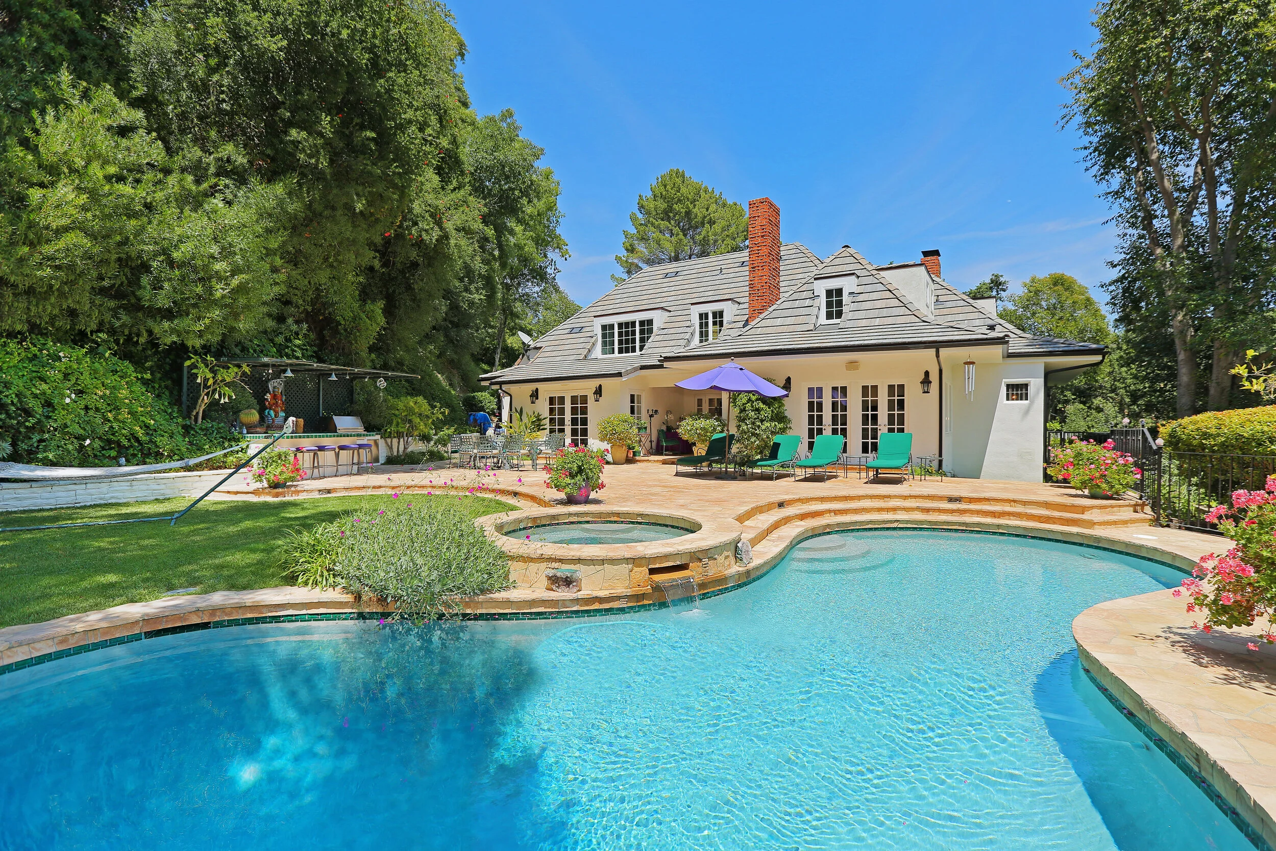 Beverly Hills Sumptuous Traditional | $4,200,000