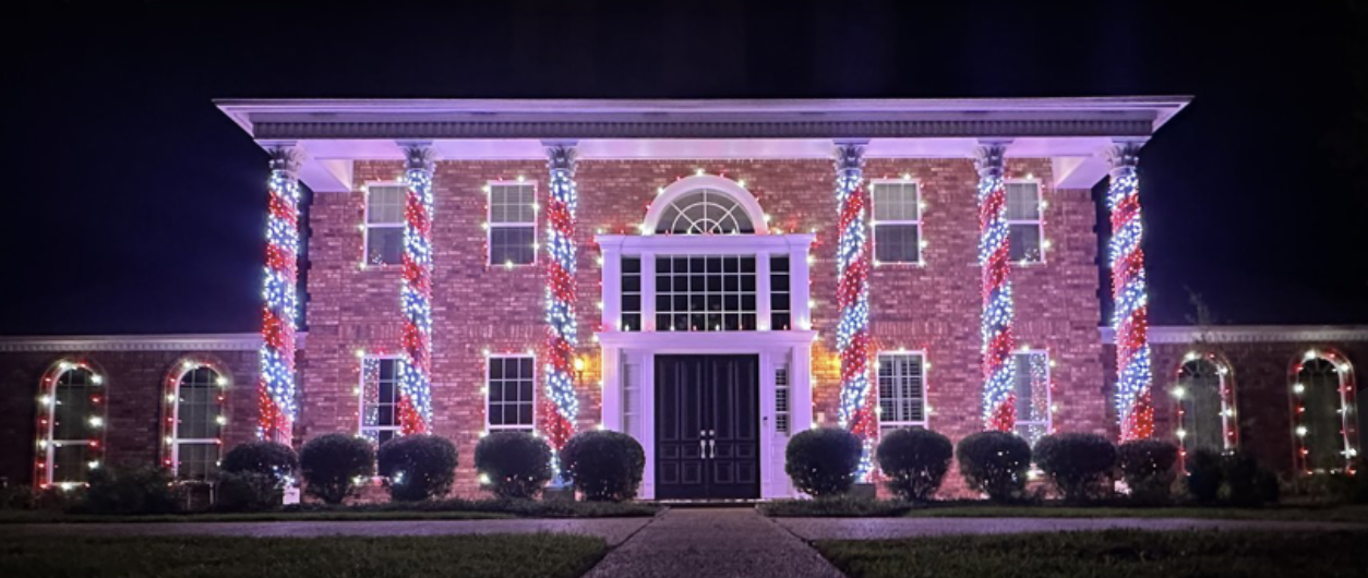 Christmas Light Installers in Aurora, Illinois 